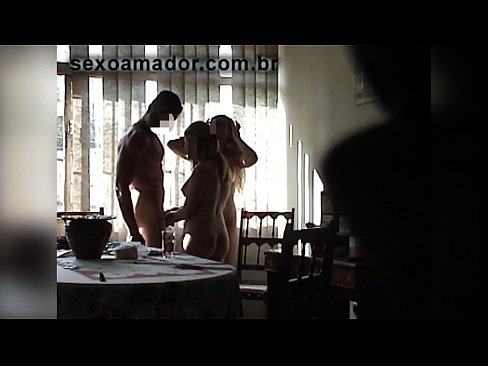 ❤️ Sexus amici invitant hominem gigantem et threesome cum eo Homemade porn  apud nos